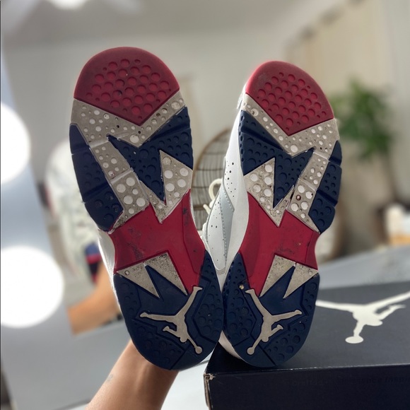 Air Jordan Retro 7 Olympic - Picture 4 of 6